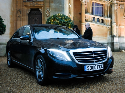 First Class Cars' Mercedes S-Class at Waddesdon Manor (S800FCC)